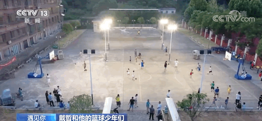 大学生参加篮球训练营的收获有哪些？_0